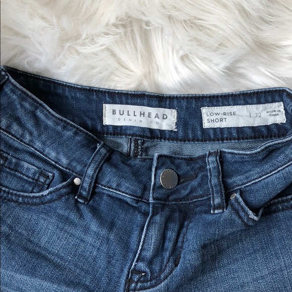 NWOT Bullhead low rise short - Picture 3 of 6